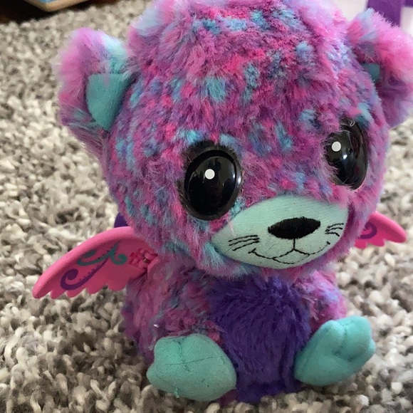 Twin Hatchimals - Picture 3 of 5